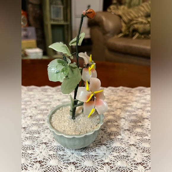 Mini Jade and Rose Quartz tree - Picture 2 of 11